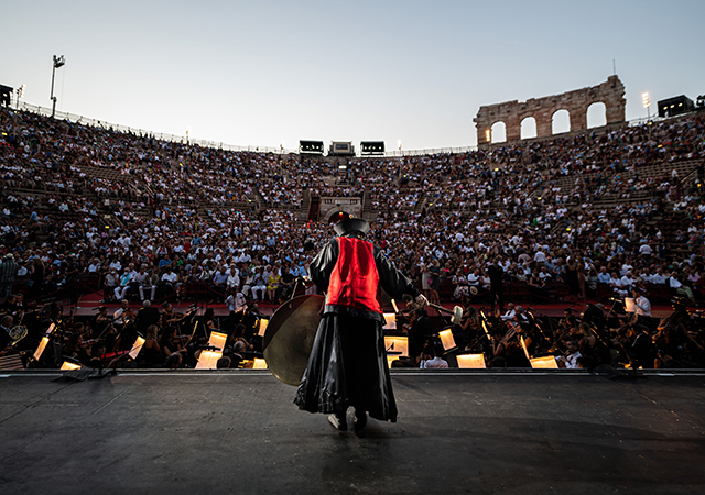 Entdecken Sie die Besetzung des Opernfestivals Arena di Verona 2024