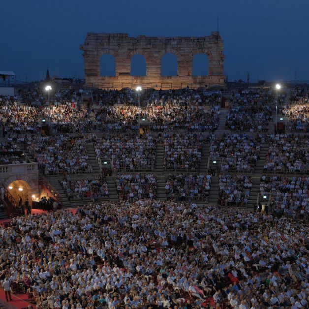 Torna l'Aida di cristallo all'Arena Opera Festival 2025