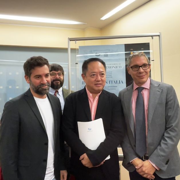 Il Turco in Italia in scena al Teatro Filarmonico per la Stagione Lirica di Fondazione Arena, quattro recite dal 16 al 23 novembre 2025