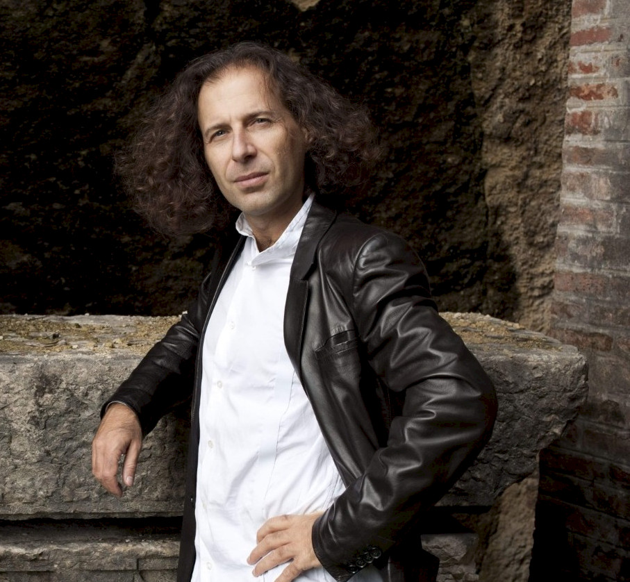 Director Stefano Poda is also in designing the sets and costumes for AIDA