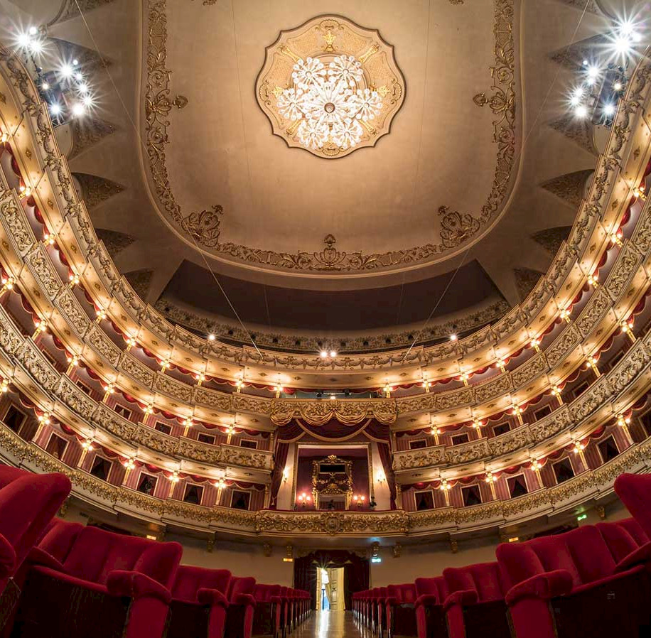 The thousand colours of France with Fondazione Arena di Verona's  Orchestra