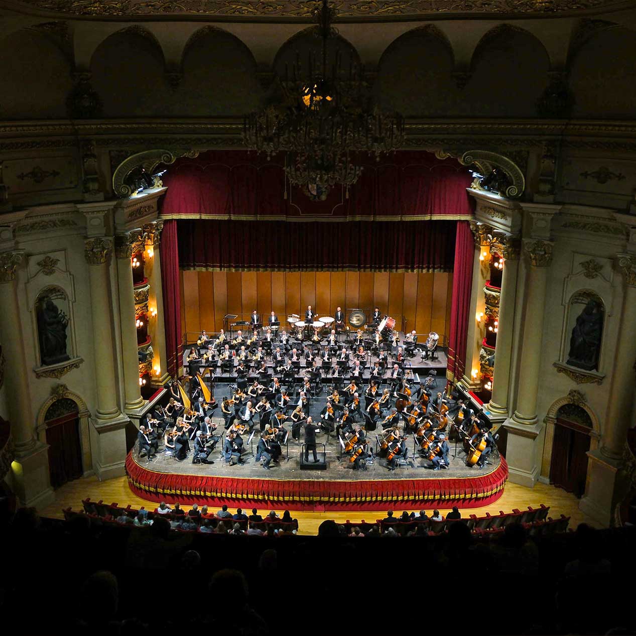 Five months of operas and concerts at the Filarmonico sees over 18,000 spectators in attendance