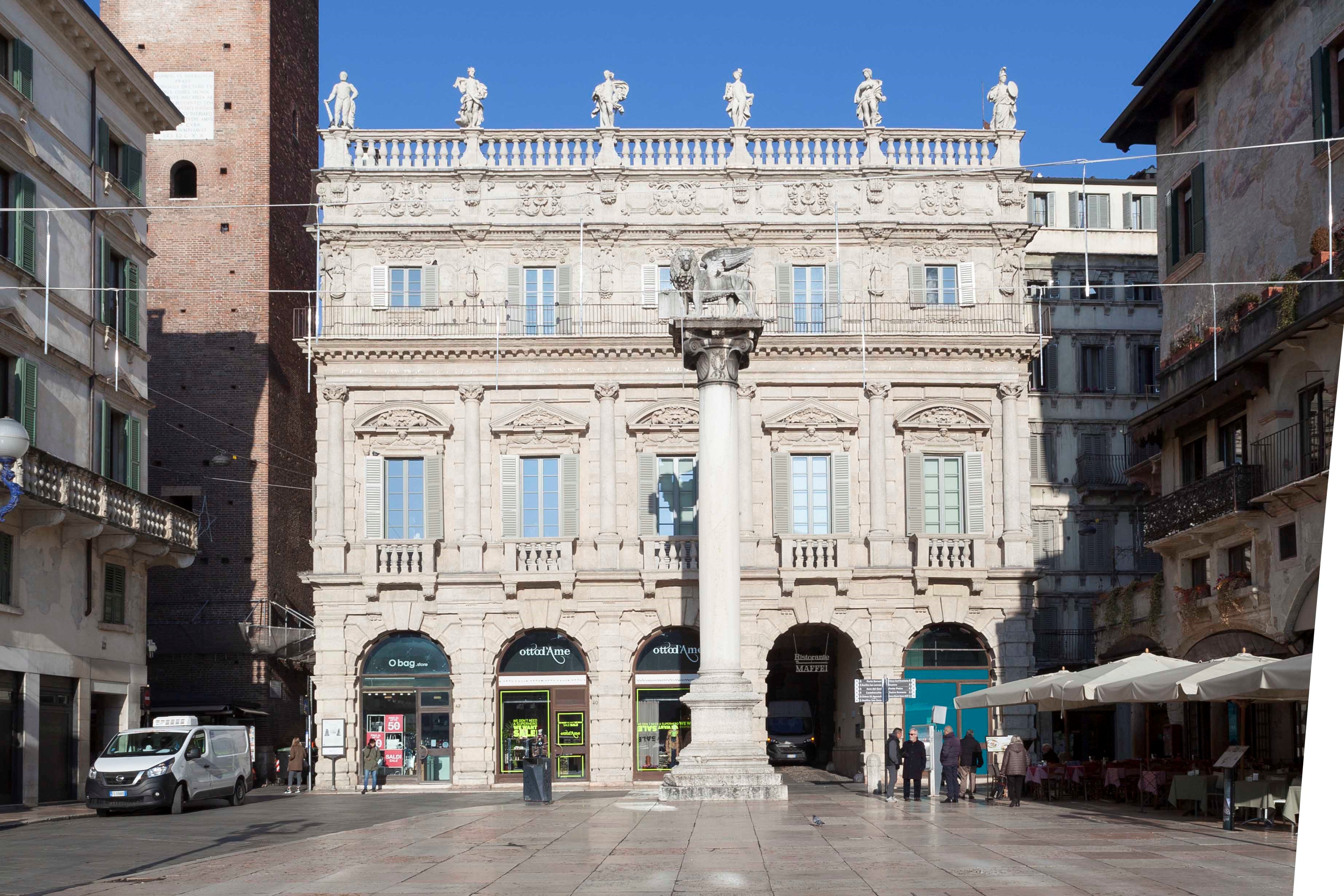 Palazzo Maffei casa museo