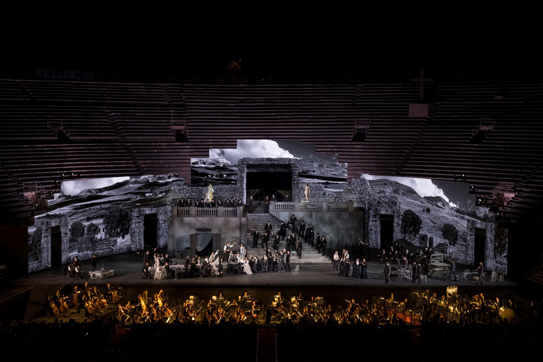 arena-di-verona-cavalleria-pagliacci-luglio