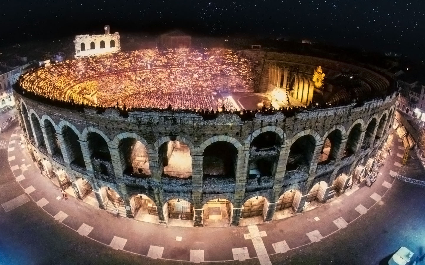 67 Colonne per l'Arena di Verona