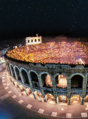 67 Colonne per l'Arena di Verona